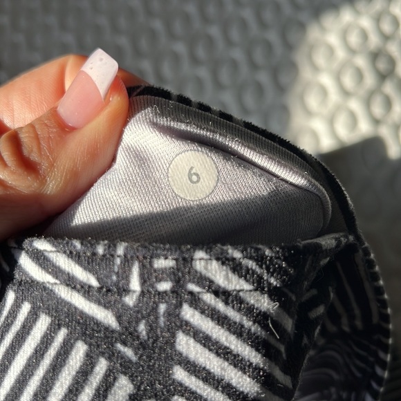 Lululemon wunder under - Picture 5 of 6